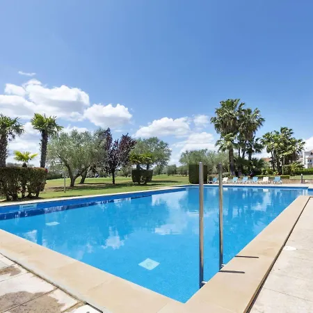 Les Oliviers By Interhome